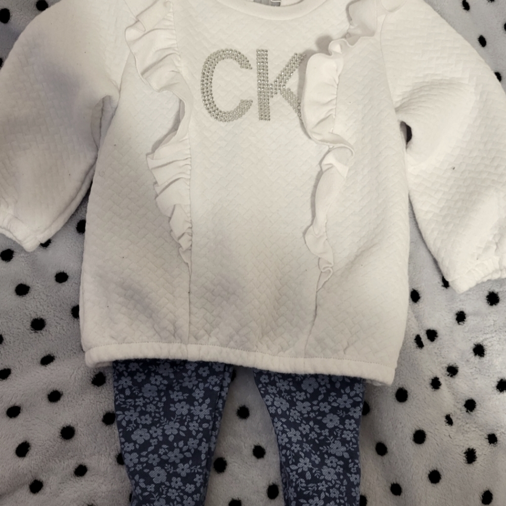 Calvin Klein babybgirl outfit